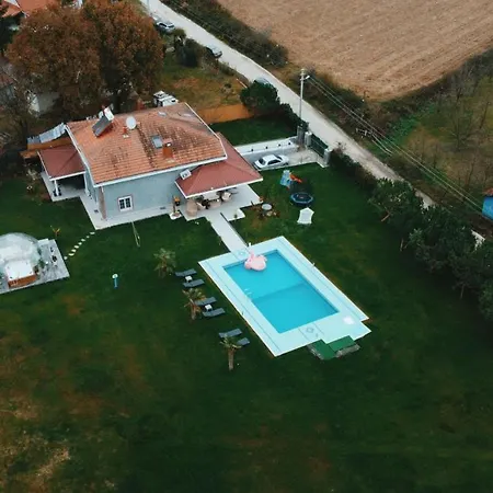 Hotel Private With Heated Special Pool & Huge Sheltered Garden In